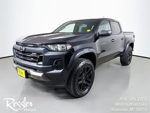 Used 2025 Chevrolet Colorado Trail Boss AWD/4WD image 1