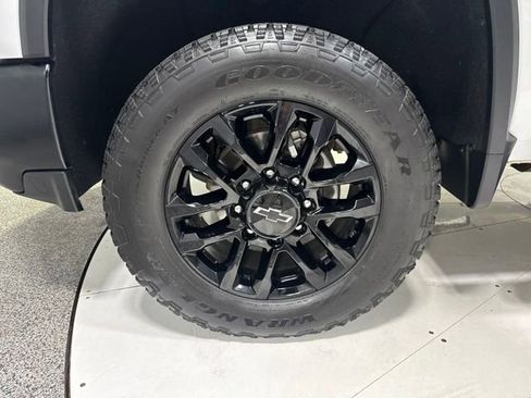 Used 2023 Chevrolet Silverado 3500 W/T w/ WT Fleet Convenience Package AWD/4WD image 4