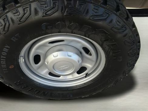 Used 2025 Ford F250 XL w/ XL Off-Road Package AWD/4WD image 18