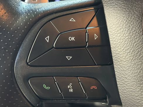 Used 2018 Dodge Durango GT AWD/4WD image 25