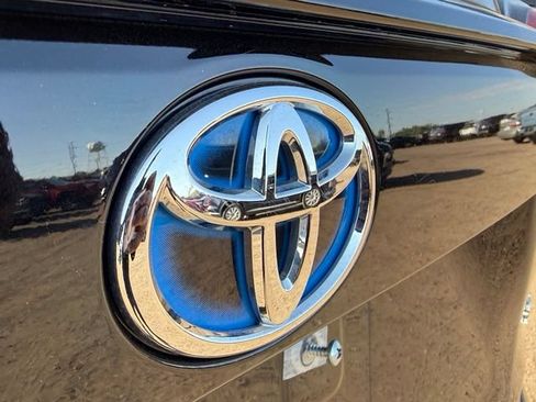 Used 2024 Toyota RAV4 SE w/ Weather & Moonroof Package AWD/4WD image 15