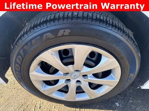 Used 2024 Toyota Corolla LE image 24