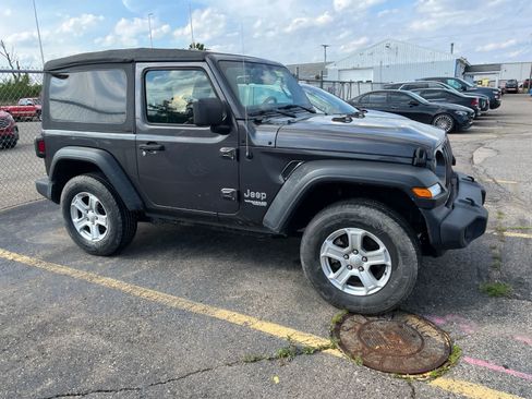 Used 2020 Jeep Wrangler Sport AWD/4WD image 19
