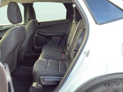 Used 2023 Ford Escape Active image 12