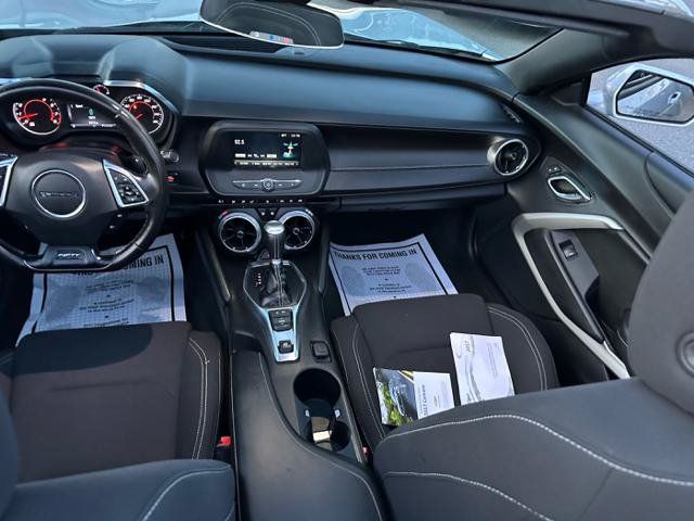 Used 2017 Chevrolet Camaro LT RWD image 19