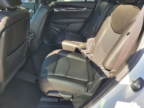 Certified 2024 Cadillac XT6 Premium Luxury FWD image 12