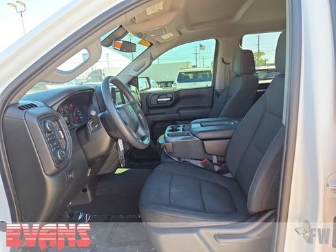 Used 2021 Chevrolet Silverado 1500 Custom Trail Boss AWD/4WD image 17