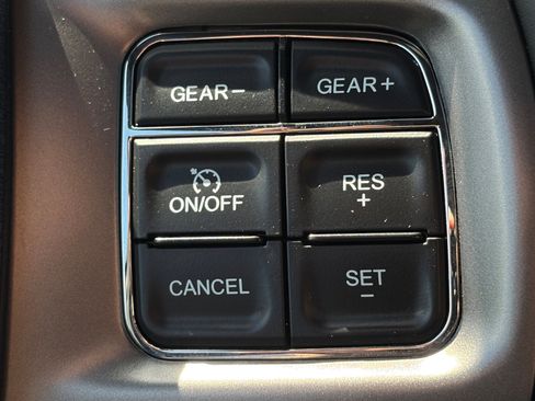 Used 2017 RAM 1500 Limited AWD/4WD image 27