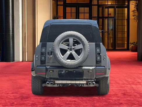 New 2026 Land Rover Defender 110 X-Dynamic SE AWD/4WD image 11