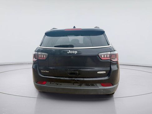 Used 2021 Jeep Compass Latitude FWD image 6