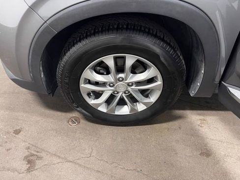 Used 2019 Hyundai Santa Fe SE FWD image 30