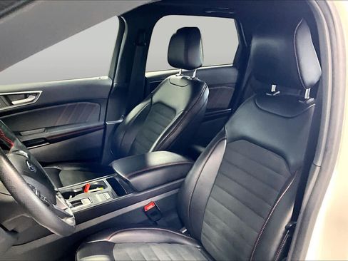 Certified 2023 Ford Edge ST-Line AWD/4WD image 8