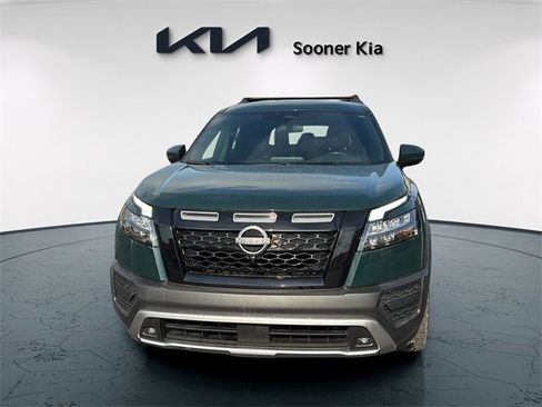 Used 2023 Nissan Pathfinder Rock Creek image 2