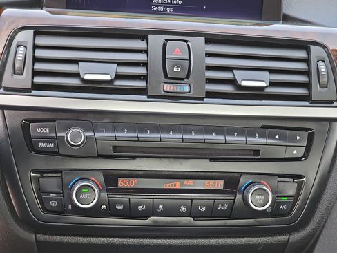 Used 2014 BMW 328i Sedan image 25