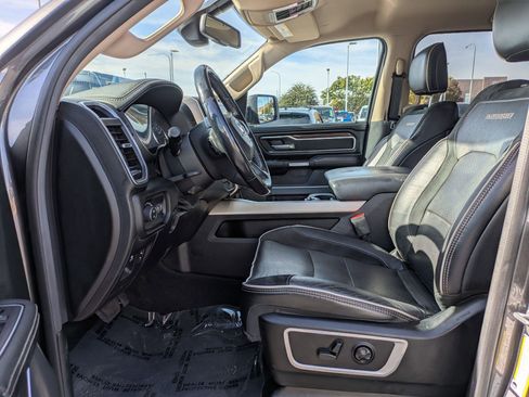 Used 2020 RAM 1500 Laramie image 15