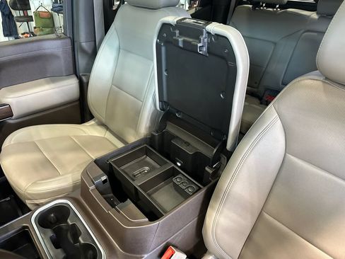 Used 2021 GMC Sierra 1500 SLT w/ SLT Premium Plus Package AWD/4WD image 23