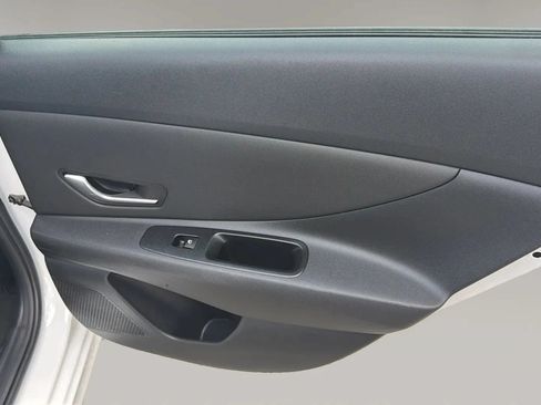 Used 2021 Hyundai Elantra SEL w/ Convenience Package FWD image 36
