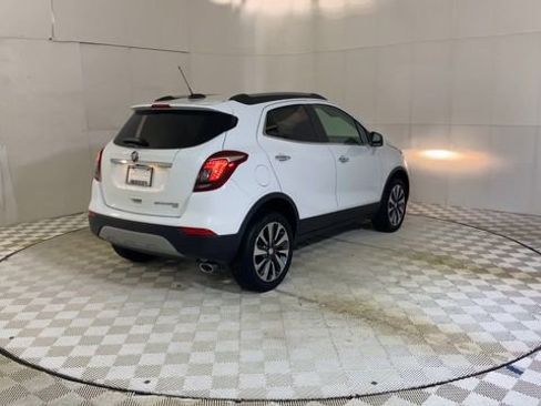 Used 2022 Buick Encore Preferred w/ Safety Package AWD/4WD image 8
