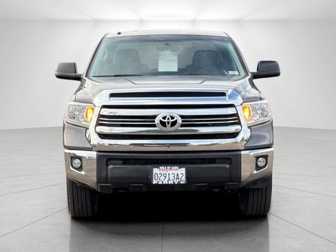 Used 2016 Toyota Tundra SR5 image 8