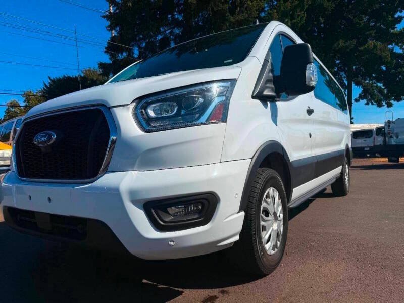 Used 2025 Ford Transit 350 XLT AWD/4WD image 3