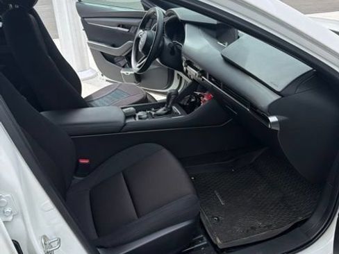 Used 2025 MAZDA MAZDA3 s FWD image 10
