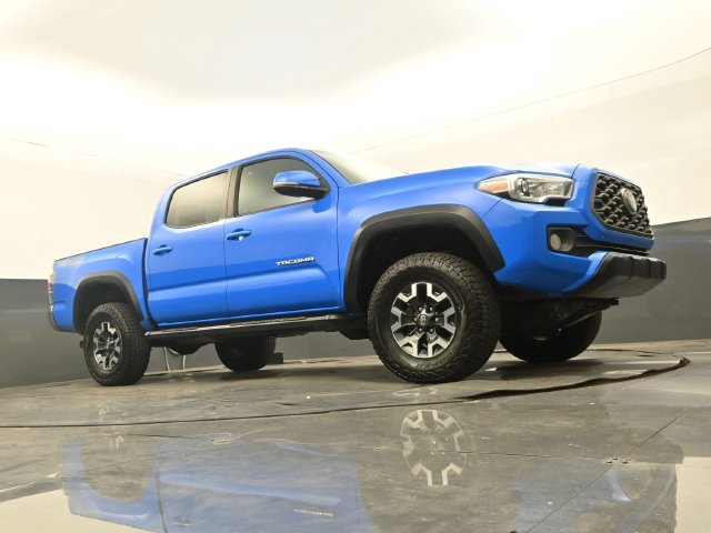Used 2021 Toyota Tacoma TRD Off-Road AWD/4WD image 25