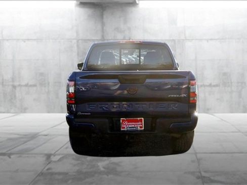Certified 2022 Nissan Frontier PRO-4X image 6