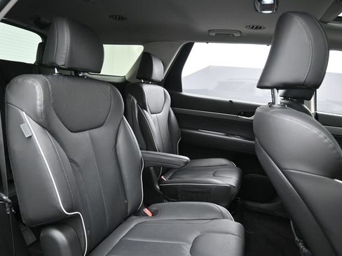 Used 2025 Hyundai Palisade XRT FWD image 14