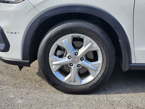 Used 2024 Honda HR-V LX image 9