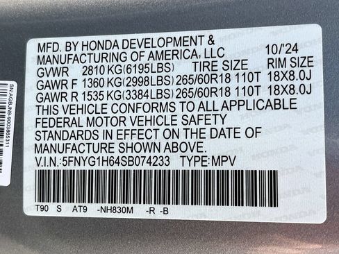 Used 2025 Honda Pilot TrailSport image 33