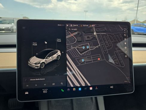 Used 2023 Tesla Model 3 Standard Range RWD image 32