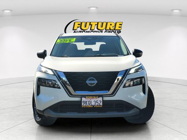 Used 2023 Nissan Rogue S FWD image 2