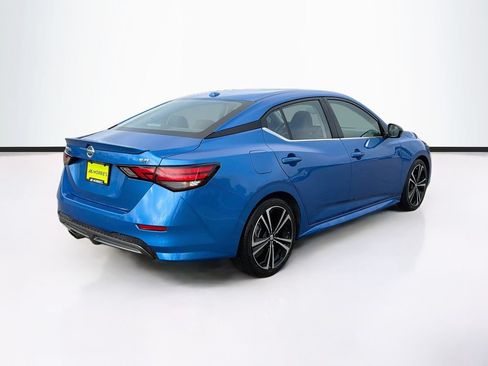 Used 2023 Nissan Sentra SR w/ SR Premium Package FWD image 5