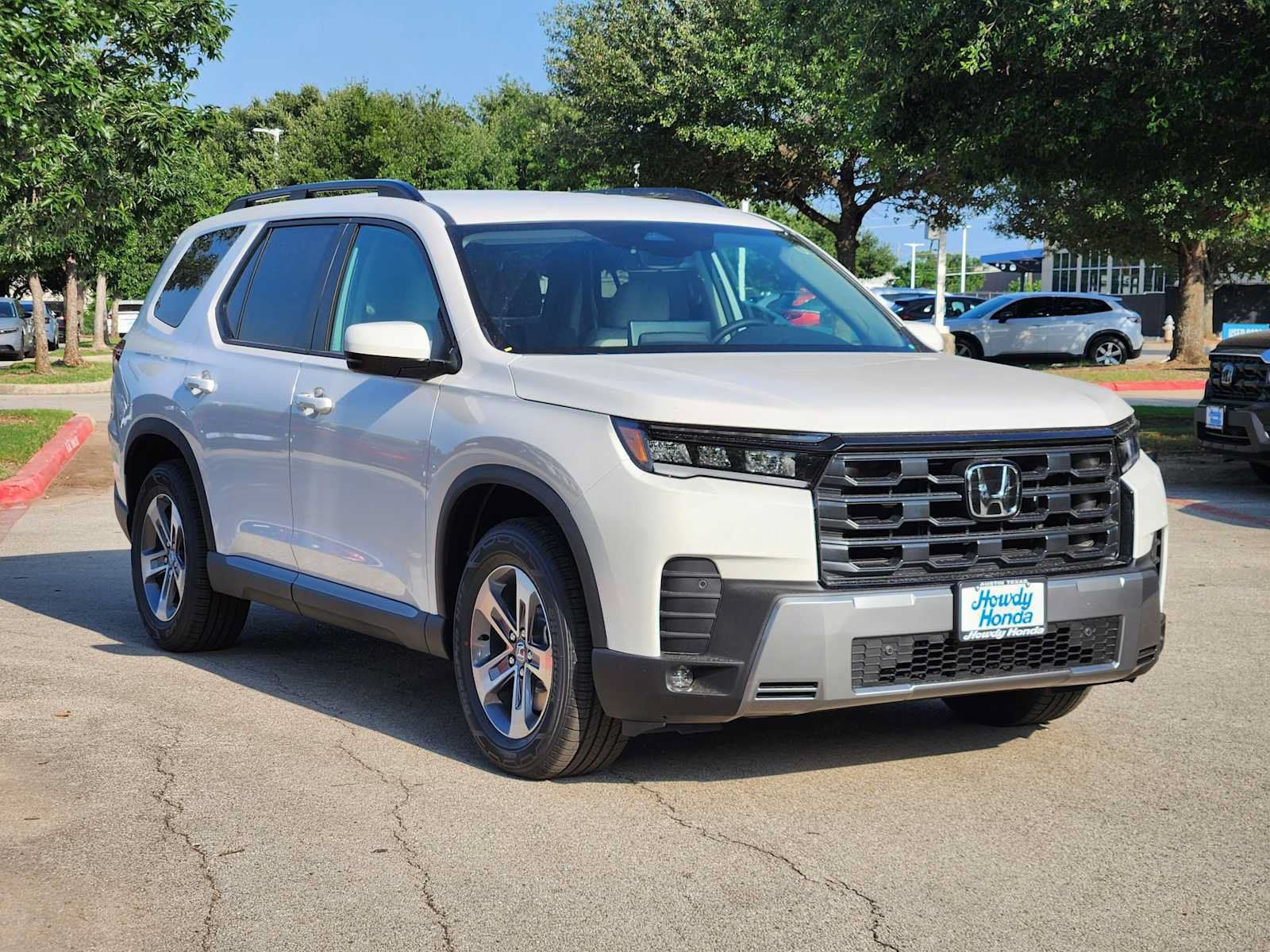 New 2026 Honda Pilot EX-L image 3