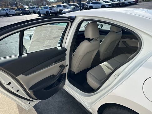 New 2026 MAZDA MAZDA3 2.5 S Sedan w/ Preferred Pkg image 17