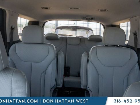 Used 2025 Hyundai Palisade SEL FWD image 18