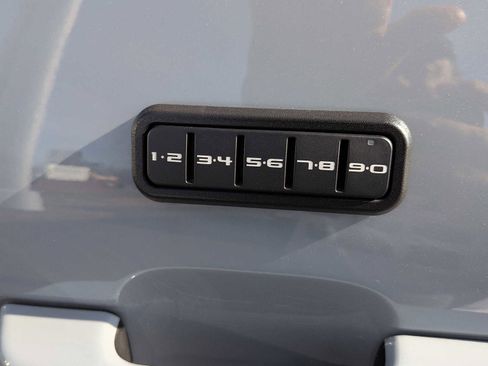 Used 2025 Ford F250 Platinum image 14