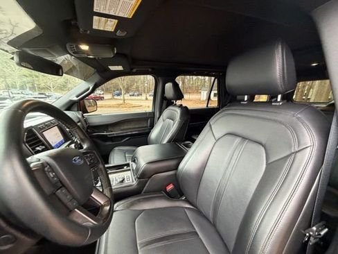 Used 2021 Ford Expedition Limited image 13