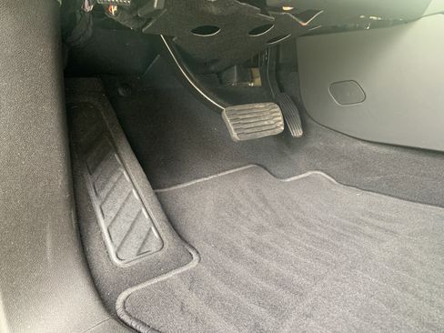 Used 2021 Cadillac Escalade Premium Luxury w/ Driver Assist Tech Package image 17