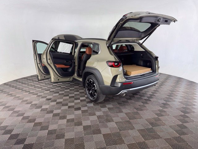 Used 2026 MAZDA CX-50 Meridian Edition w/ Weather Package AWD/4WD image 14
