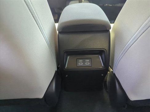 Used 2026 Toyota Corolla LE FWD image 19