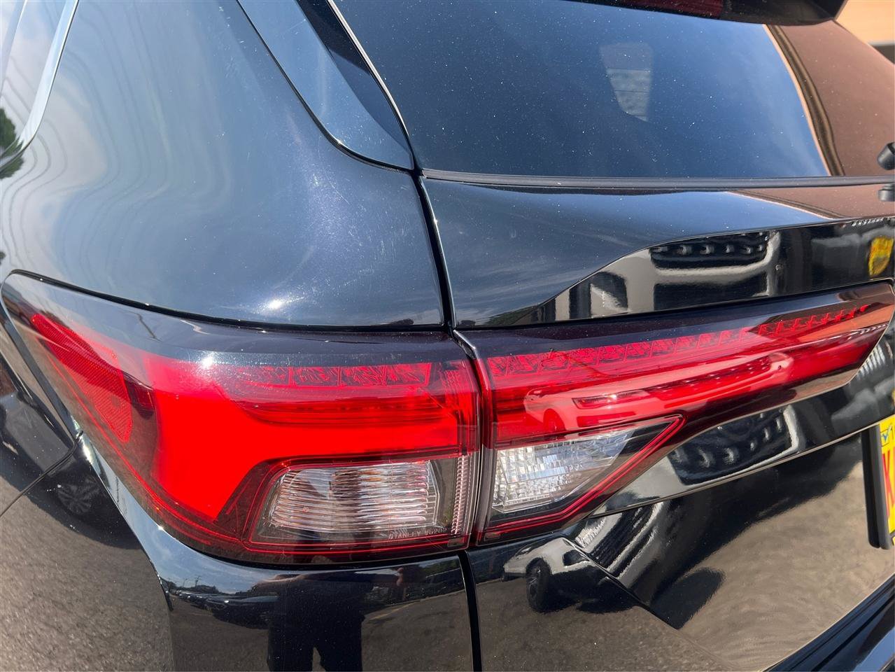 Used 2022 Mitsubishi Outlander SE AWD/4WD image 18