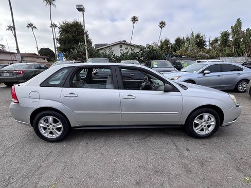 Used 2005 Chevrolet Malibu LS w/ Preferred Equipment Group FWD image 4