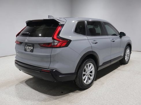 Used 2023 Honda CR-V EX image 2