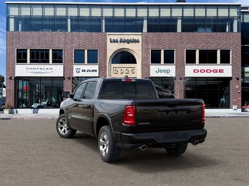 New 2026 RAM 1500 Big Horn AWD/4WD image 3