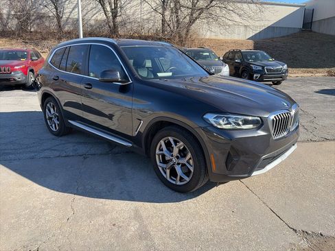 Used 2022 BMW X3 xDrive30i image 3