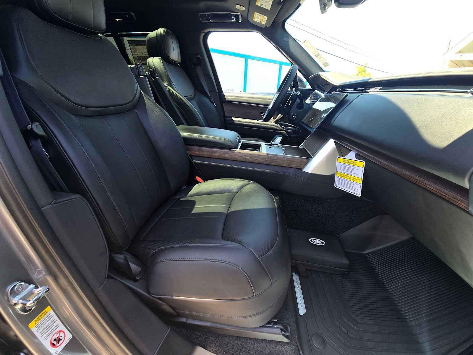 New 2026 Land Rover Range Rover SE AWD/4WD image 10