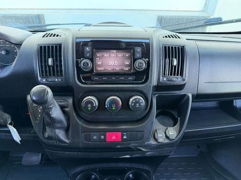 Used 2021 RAM ProMaster 2500 w/ Convenience Group image 15