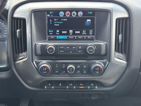 Used 2018 Chevrolet Silverado 1500 LT w/ All Star Edition AWD/4WD image 13