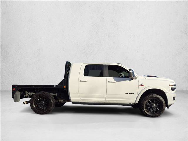 Used 2025 RAM 3500 Limited AWD/4WD image 4